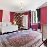 Hotell In A 17th Century Manoir - Chateau Isle Marie Picauville