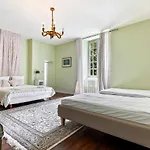 Hotell In A 17th Century Manoir - Chateau Isle Marie Picauville