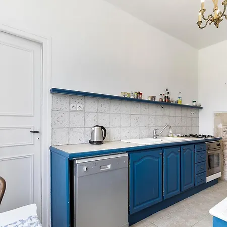 Hotel In A 17th Century Manoir - Chateau Isle Marie Picauville