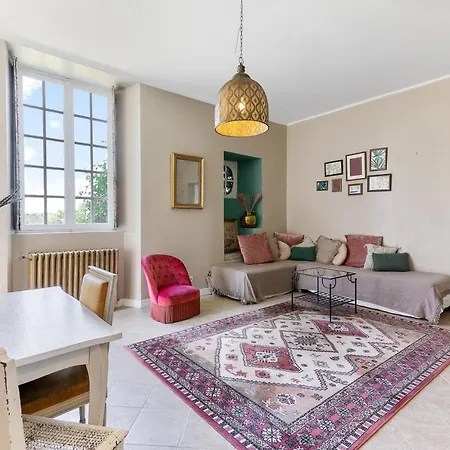 In A 17th Century Manoir - Chateau Isle Marie