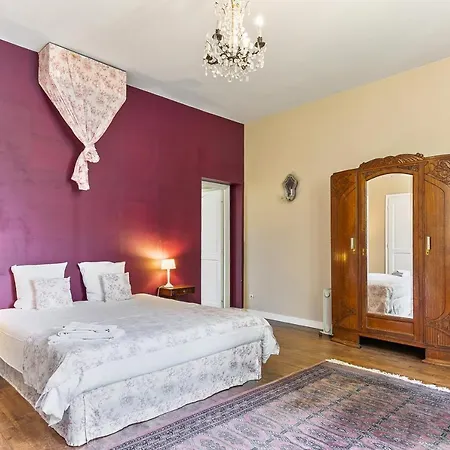 In A 17th Century Manoir - Chateau Isle Marie