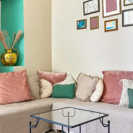 In A 17th Century Manoir - Chateau Isle Marie Hotel