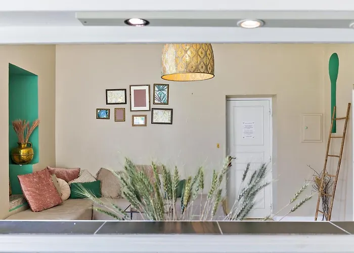 In A 17th Century Manoir - Chateau Isle Marie *