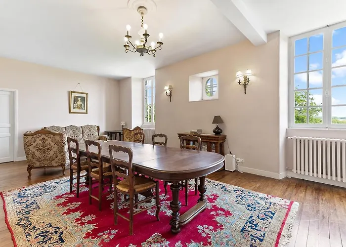 In A 17th Century Manoir - Chateau Isle Marie Hotel Picauville