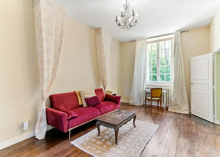 In A 17th Century Manoir - Chateau Isle Marie Hotel Picauville